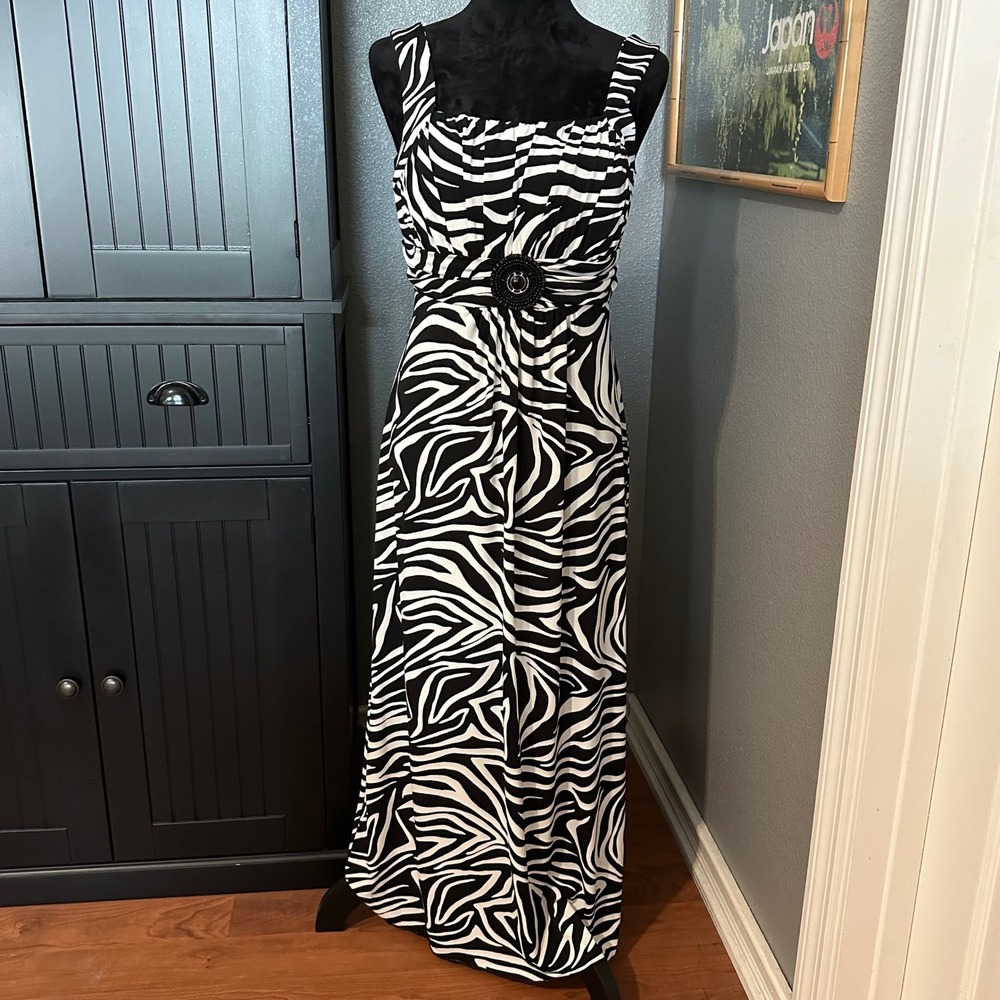 En Focus Petites Zebra Print Maxi Dress 10P Y2K Glam Resort Vacation Retro NWOT